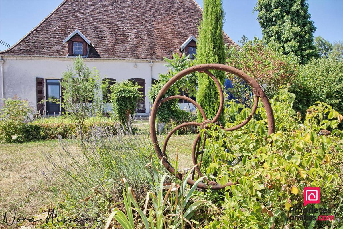 Maison 7 pièces 213 m² · à Chemin · 213 m² · 230 000 €