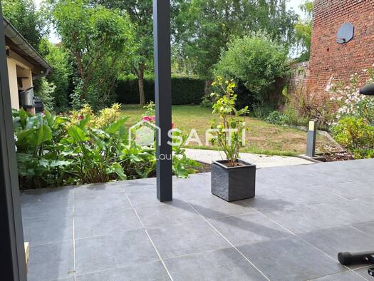 Maison à vendre 244 100 € 8 pièces 3 chambres 174 m² 564 m² de terrain Nord Ham 80400