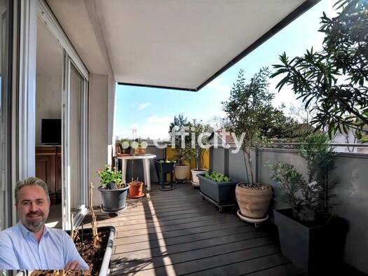 Appartement à vendre 219 000 € 4 pièces 3 chambres 76 m² Étage 2/4 Charréard Vénissieux 69200