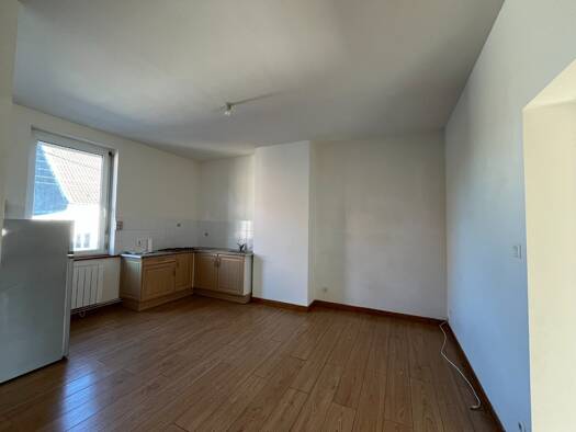 Duplex à louer 480 € 2 pièces 1 chambre 42 m² Étage 1/2 Sud Saint-Pol-sur-Ternoise 62130