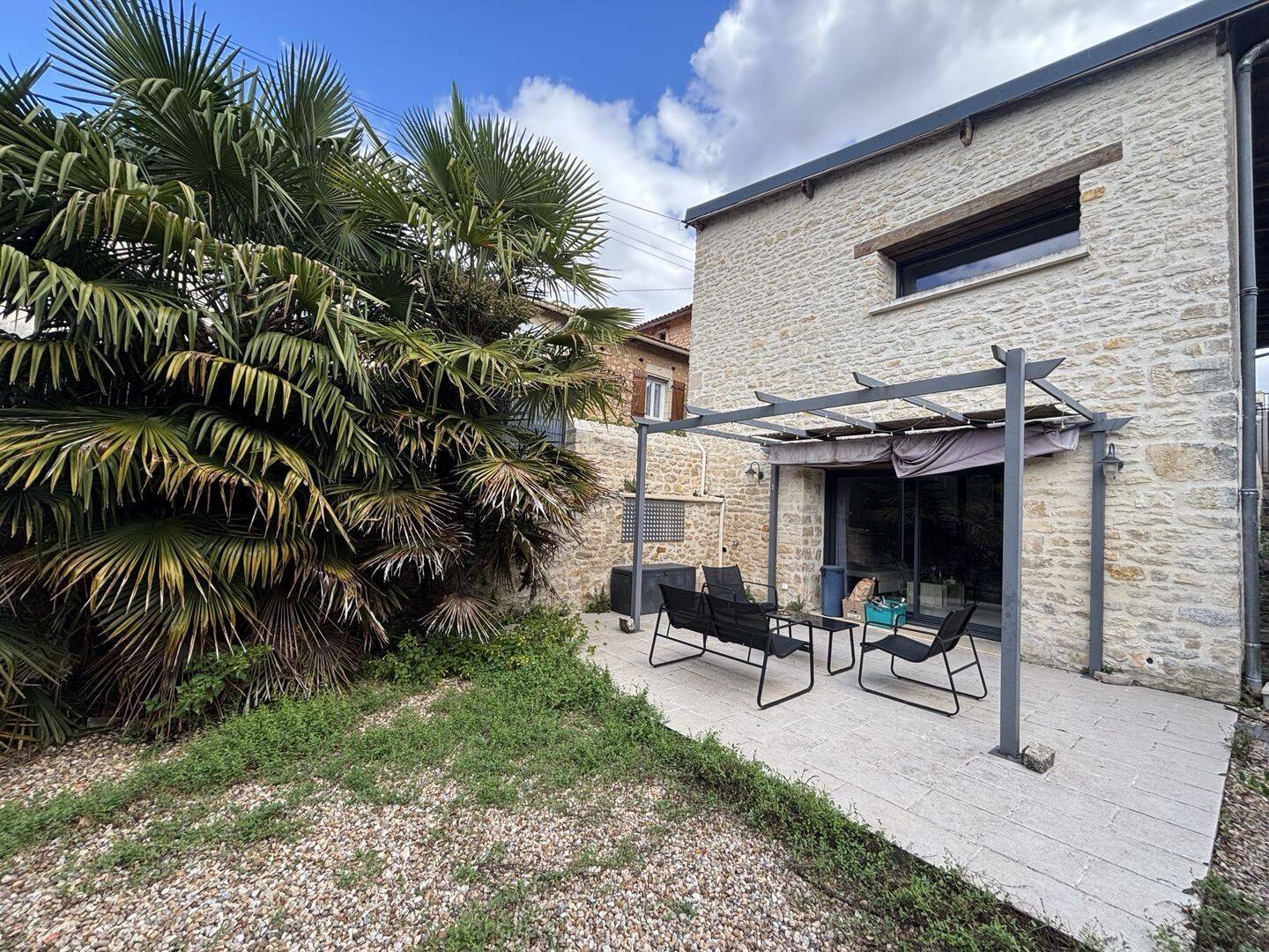 Maison 3 pièces 90 m² · à Poitiers · 90,2 m² · 1 050 €/mois