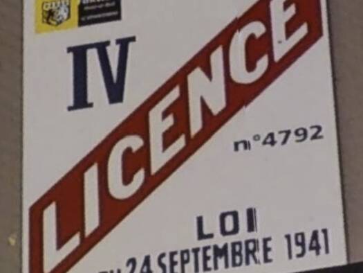 Activités diverses à vendre Fonds de commerce 13 600 € 1 m² de surface de vente Centre Ville Douarnenez 29100