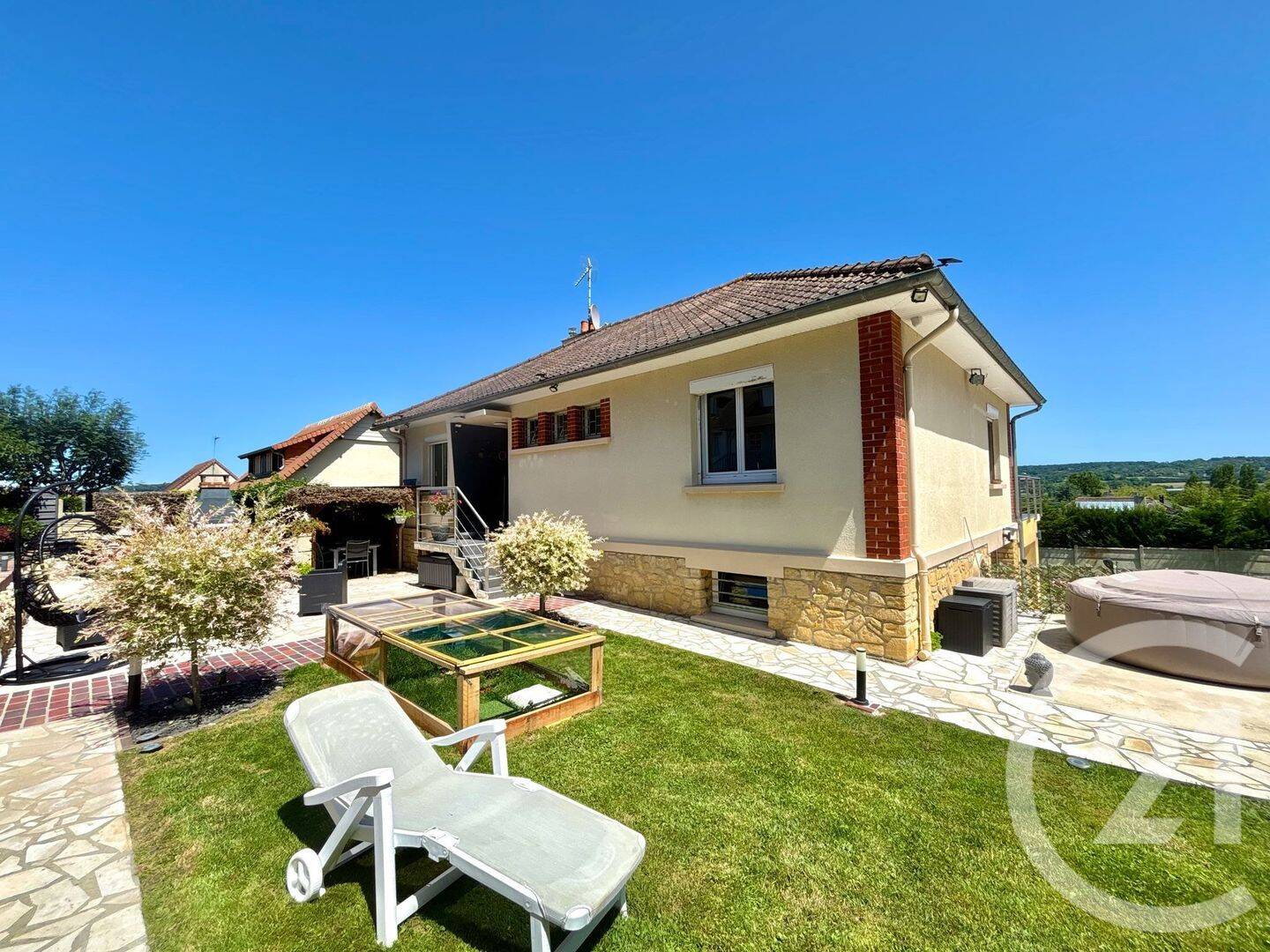 Maison 7 pièces 180 m² · à Saint-Arnoult · 180 m² · 785 000 €