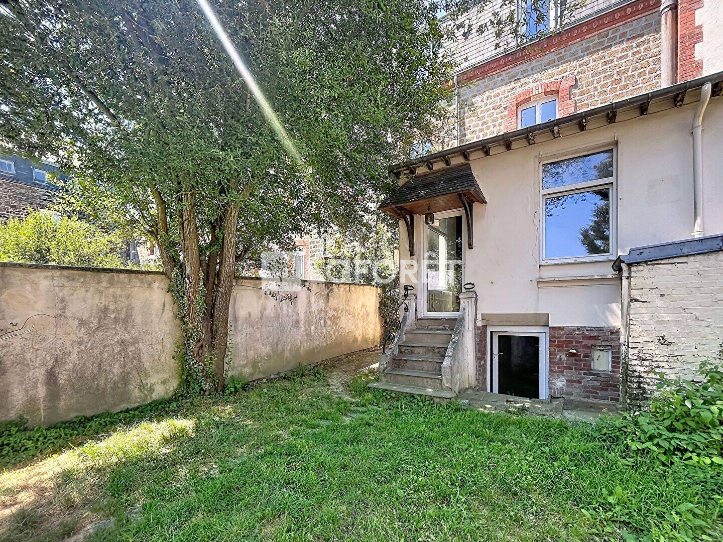 Maison 8 pièces 140 m² · à Flers · 140 m² · 129 600 €