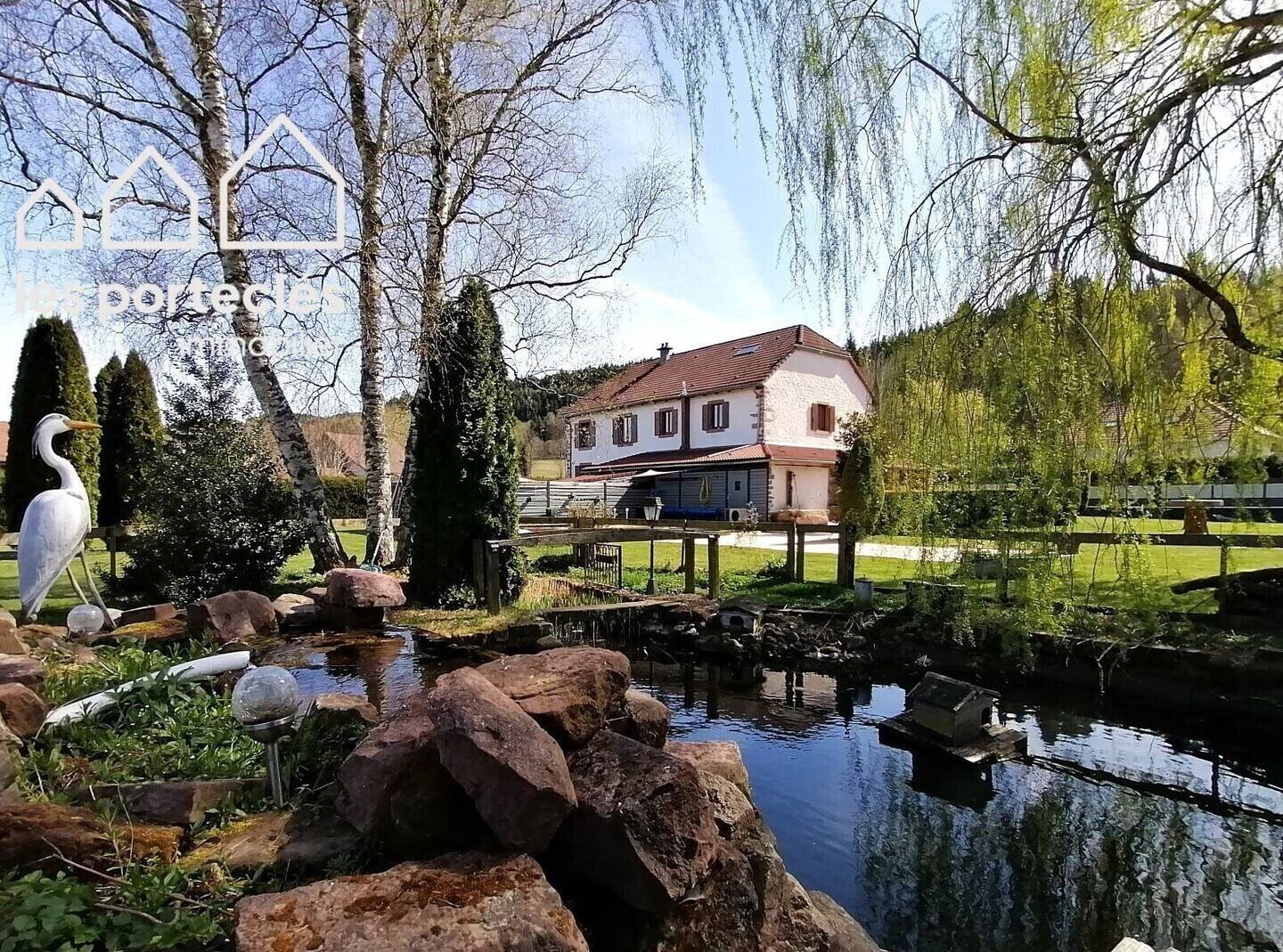 Maison 6 pièces 240 m² · à Saint-Léonard · 240 m² · 349 000 €