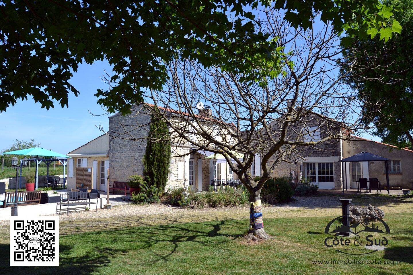 Maison 8 pièces 207 m² · à Ardillières · 207 m² · 572 000 €