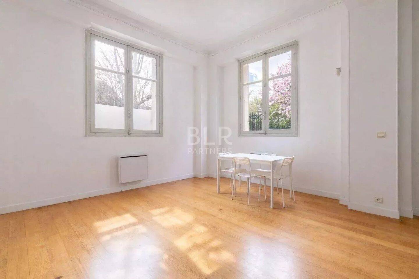 Appartement 2 pièces 50 m² · à Neuilly-sur-Seine · 50 m² · 1 690 €
