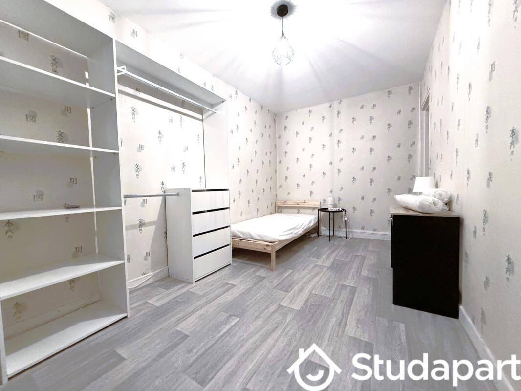 1 pièce 9 m² · à Orléans · 9 m² · 390 €/mois