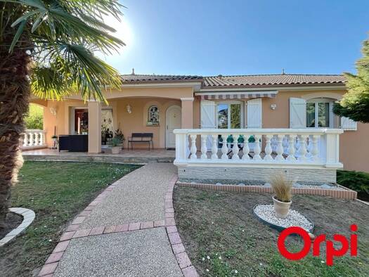 Maison à vendre 581 000 € 5 pièces 4 chambres 252 m² 2 035 m² de terrain Exterieur Haut Bellerive-sur-Allier 03700