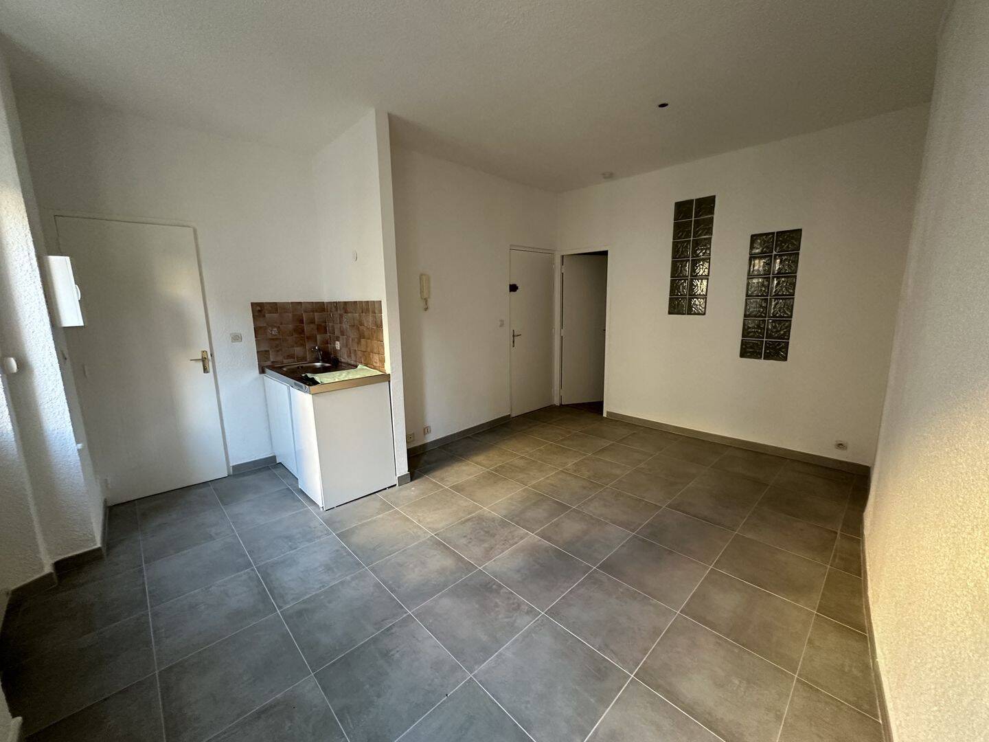 Appartement 2 pièces 30 m² · à Solliès-Pont · 30 m² · 109 500 €