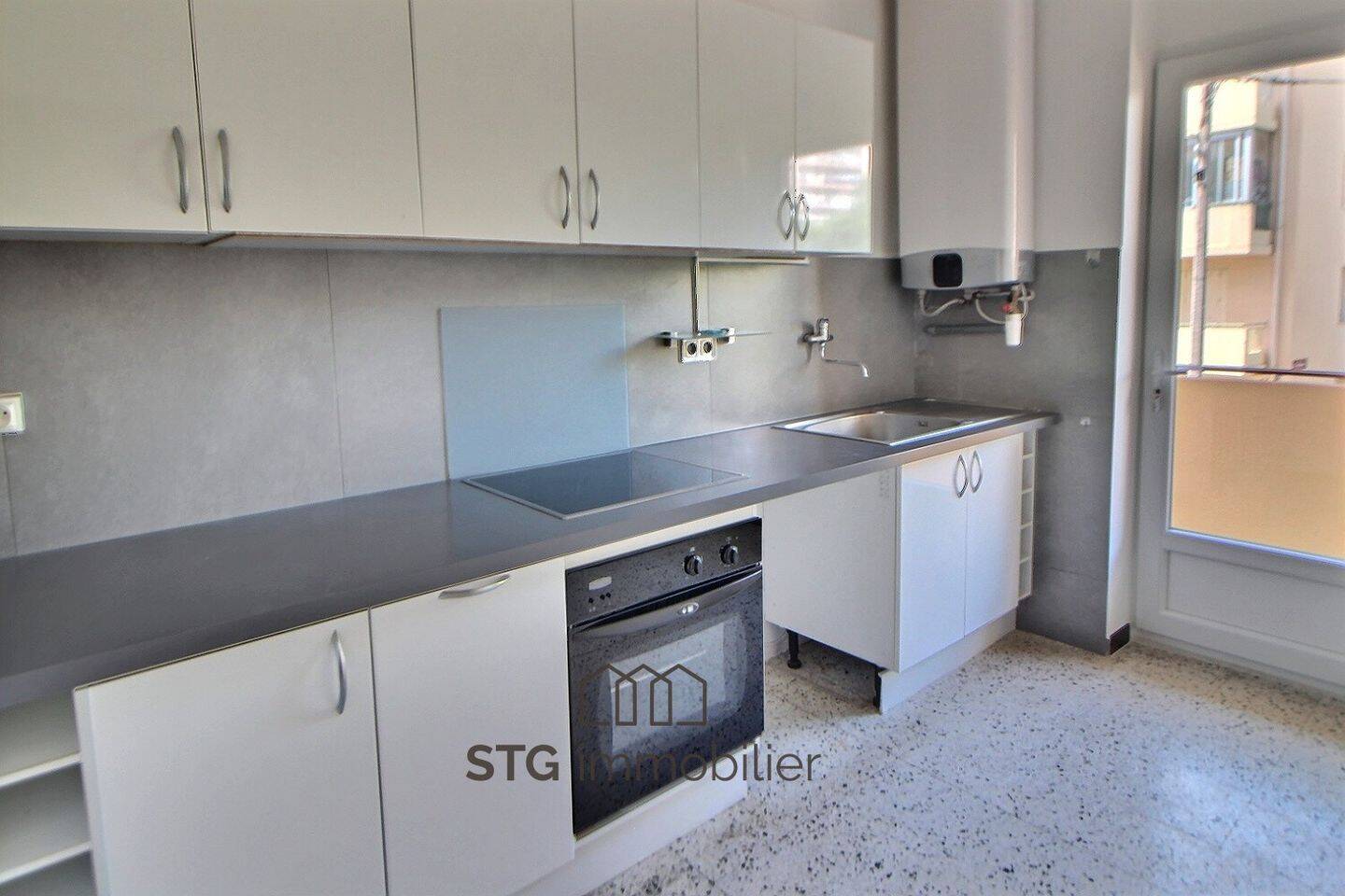 Appartement 3 pièces 67 m² · à Ajaccio · 67,2 m² · 900 €