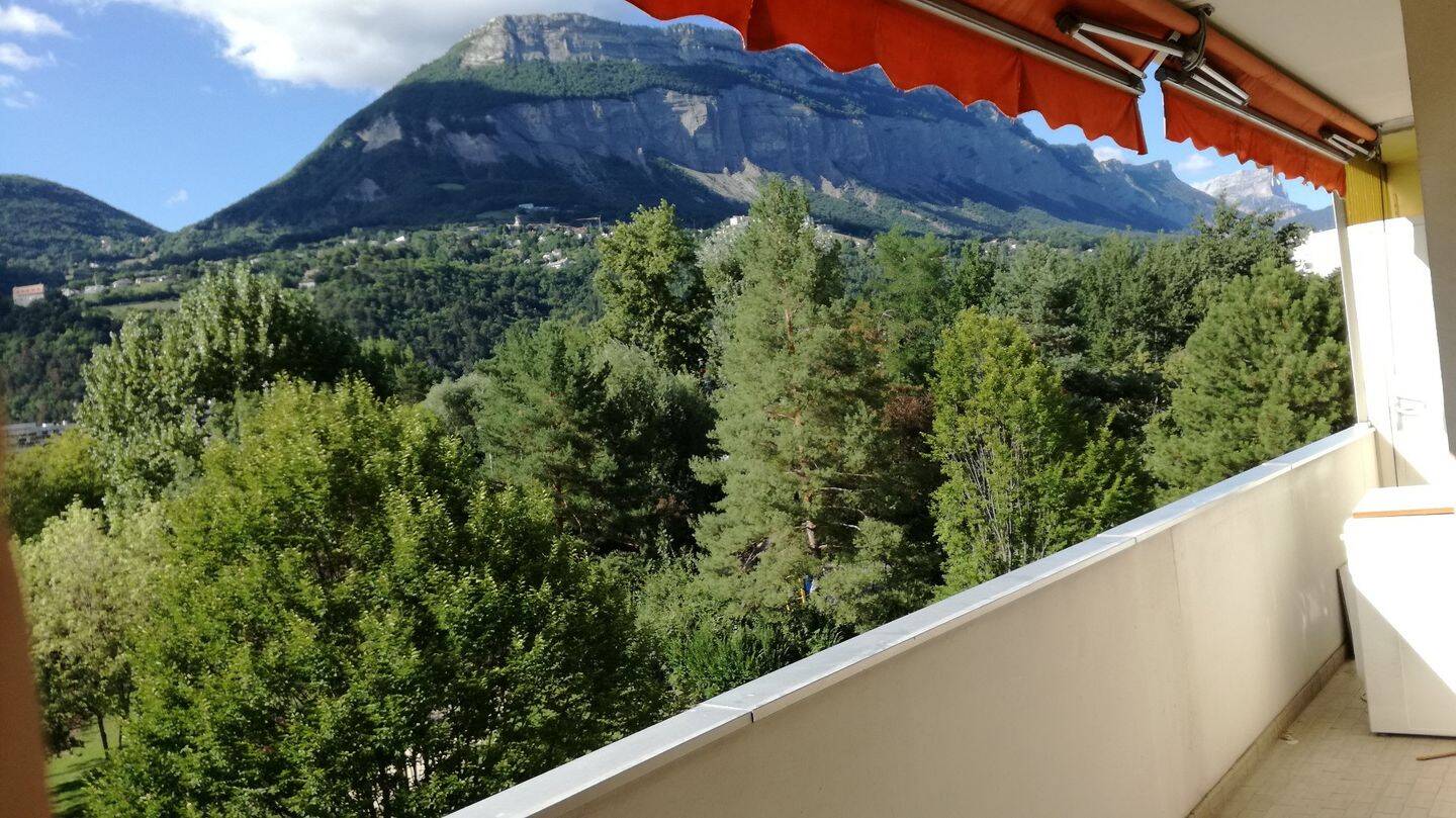 Appartement 5 pièces 109 m² · à Meylan · 109 m² · 1 471 €