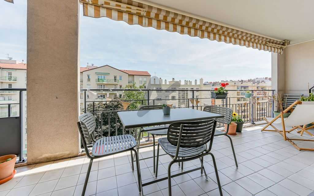 Appartement 4 pièces 91 m² · à Lyon 3ème Arrondissement · 90,5 m² · 550 000 €