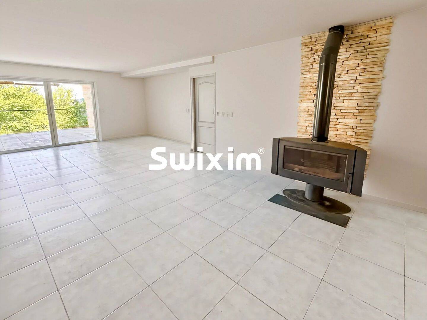 Maison 5 pièces 154 m² · à Saint-Julien-de-Peyrolas · 154 m² · 315 000 €
