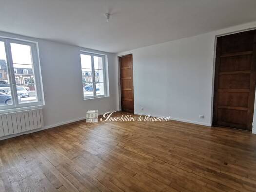 Appartement à louer 650 € 3 pièces 2 chambres 61,4 m² RDC/3 Beaumont-le-Roger 27170
