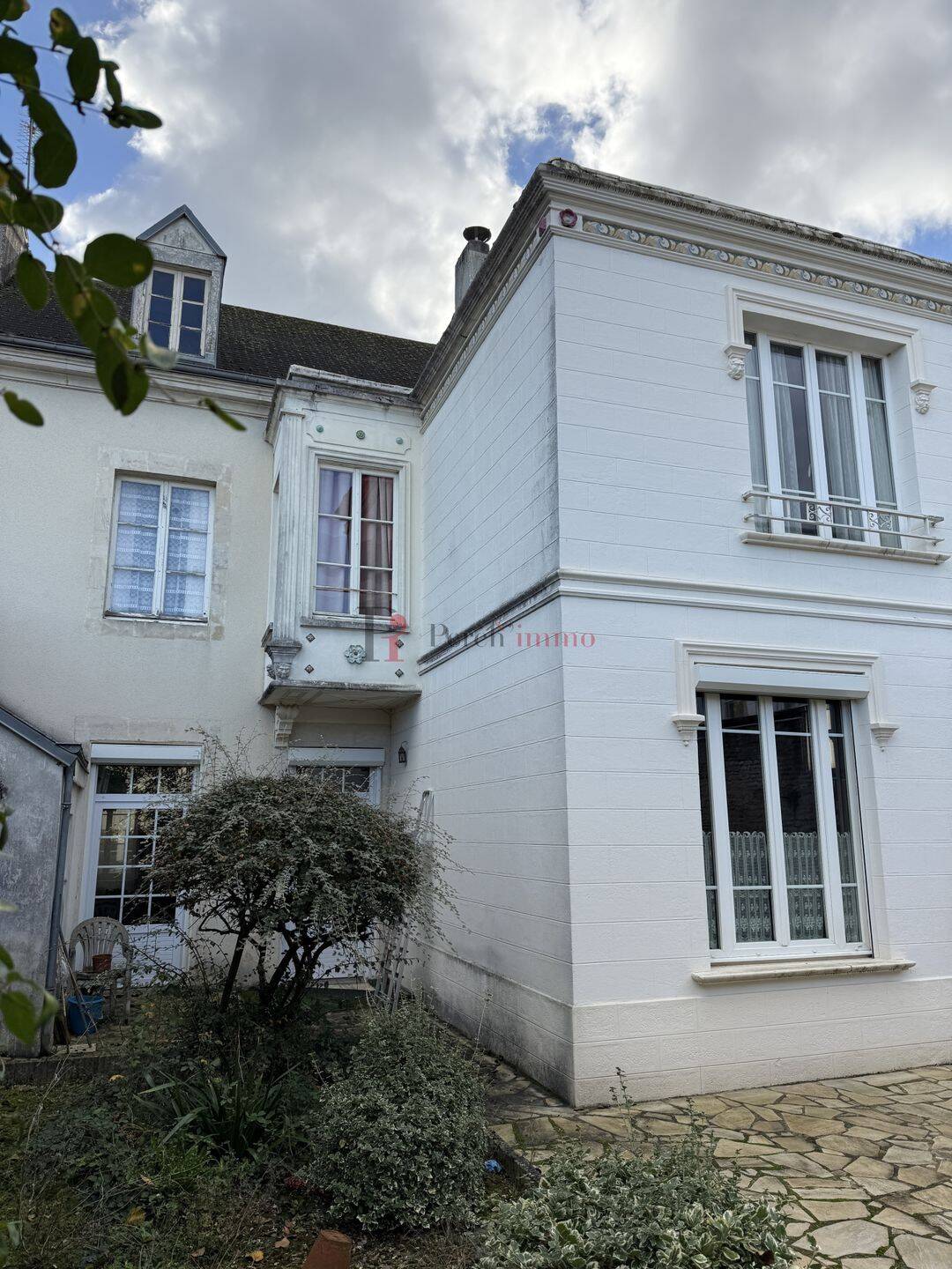 Maison 11 pièces 270 m² · à Mamers · 270 m² · 167 990 €
