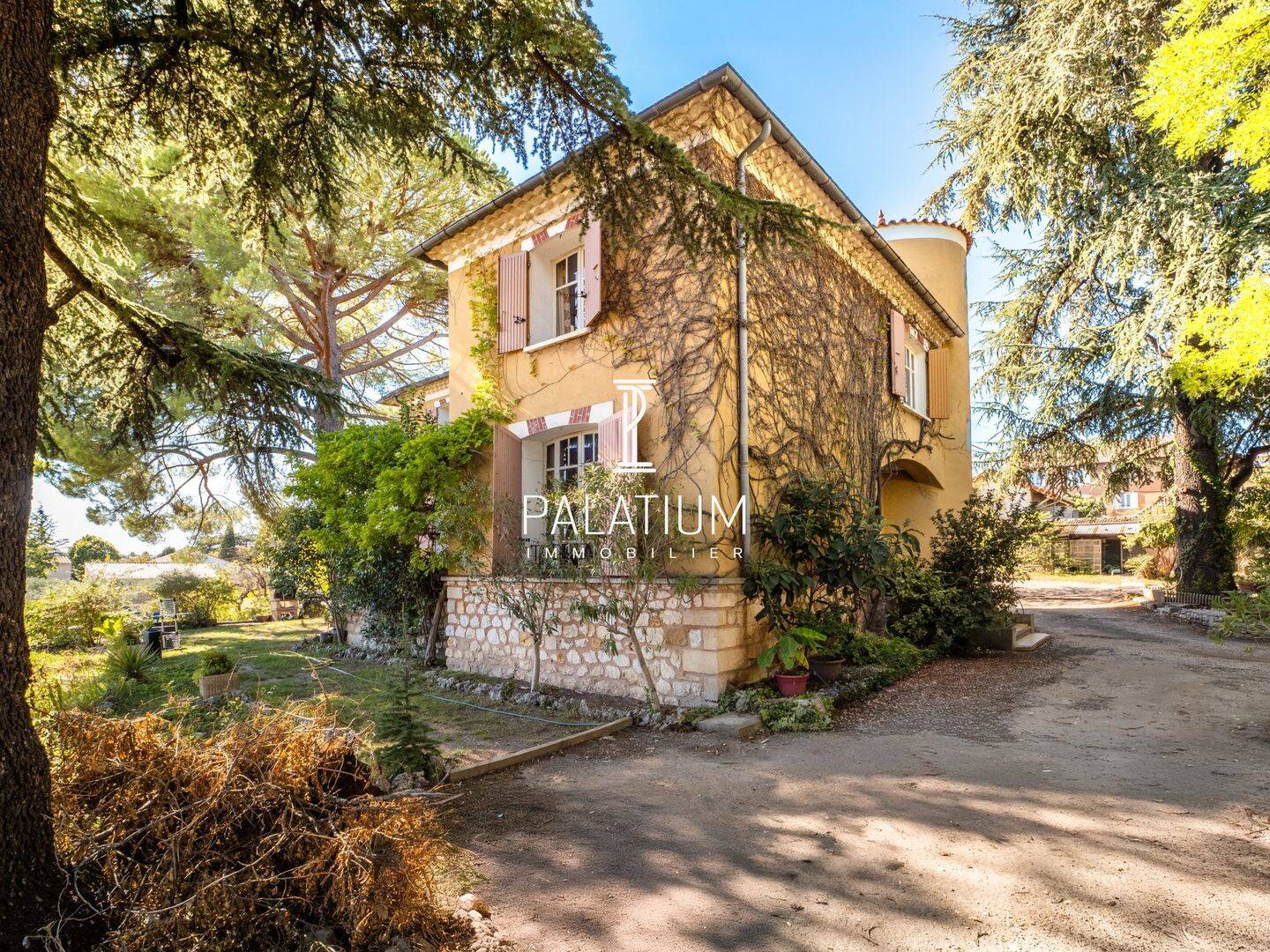 Maison 7 pièces 220 m² · à Manosque · 220 m² · 625 000 €