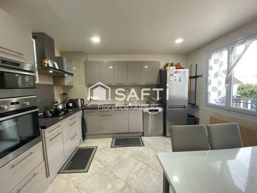 Maison à vendre 390 000 € 7 pièces 5 chambres 160 m² 444 m² de terrain Route de Verneuil Les Mureaux 78130