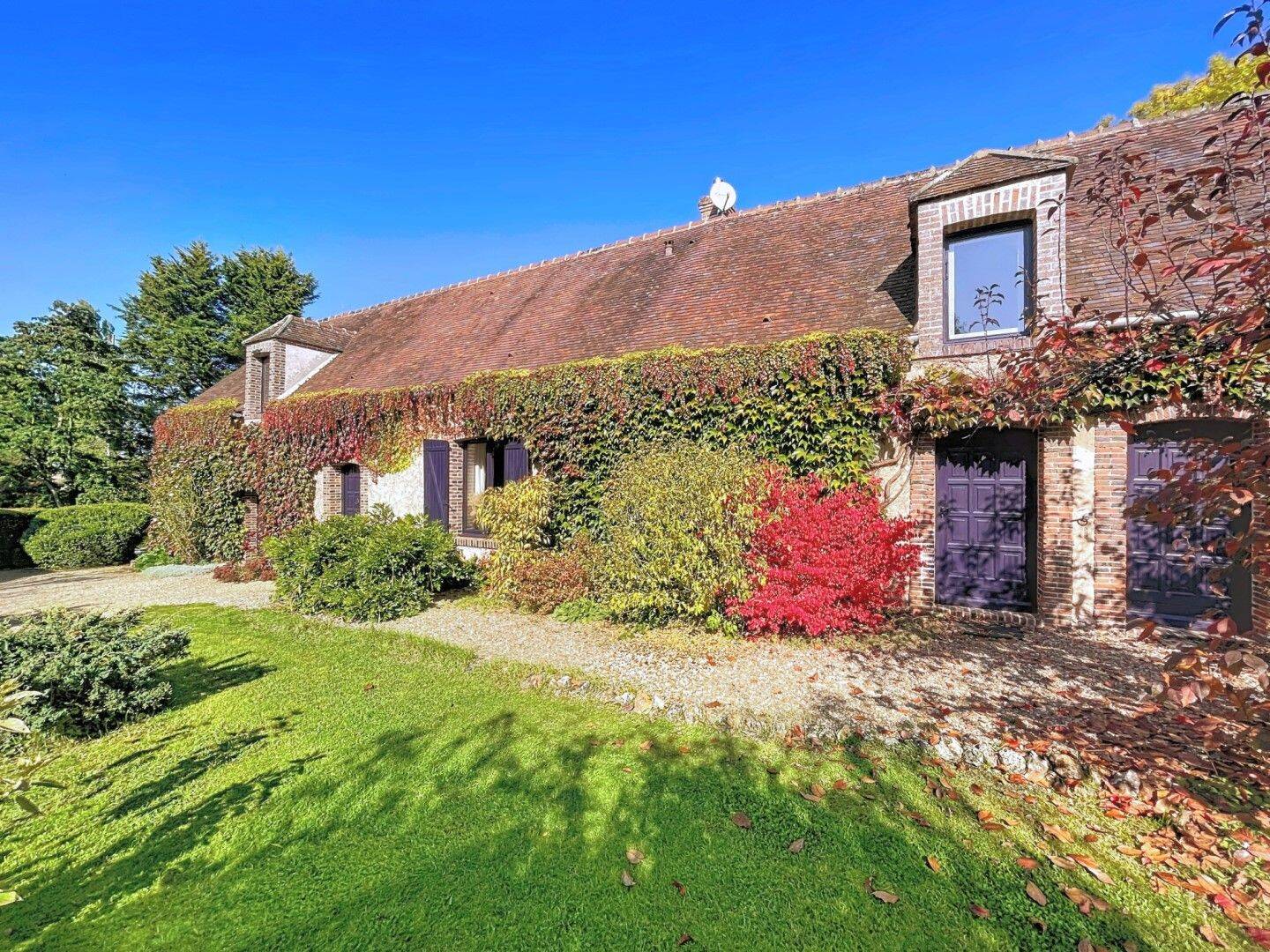 Maison 7 pièces 198 m² · à Manou · 198 m² · 415 000 €