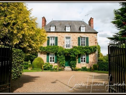 Maison à vendre 430 000 € 8 pièces 6 chambres 188 m² 1 837 m² de terrain Dol-de-Bretagne 35120
