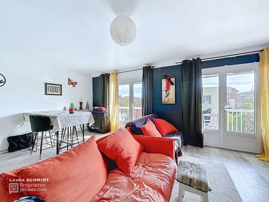 Appartement à vendre 169 000 € 3 pièces 2 chambres 74,2 m² Étage 2/2 Extension Années 50-70 A Brignoles 83170