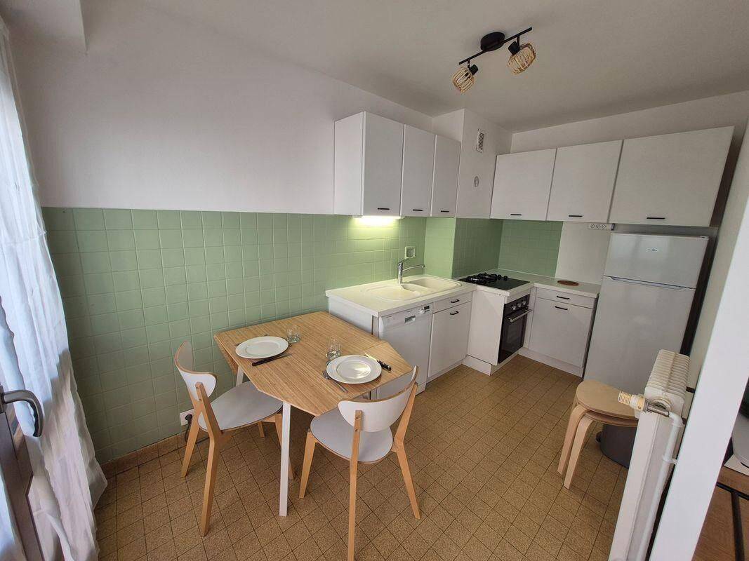 Appartement 1 pièce 43 m² · à Saint-Étienne · 43 m² · 495 €