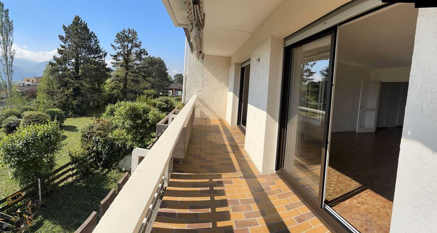 Appartement 4 pièces 112 m² · à Saint-Ismier · 111,7 m² · 415 000 €