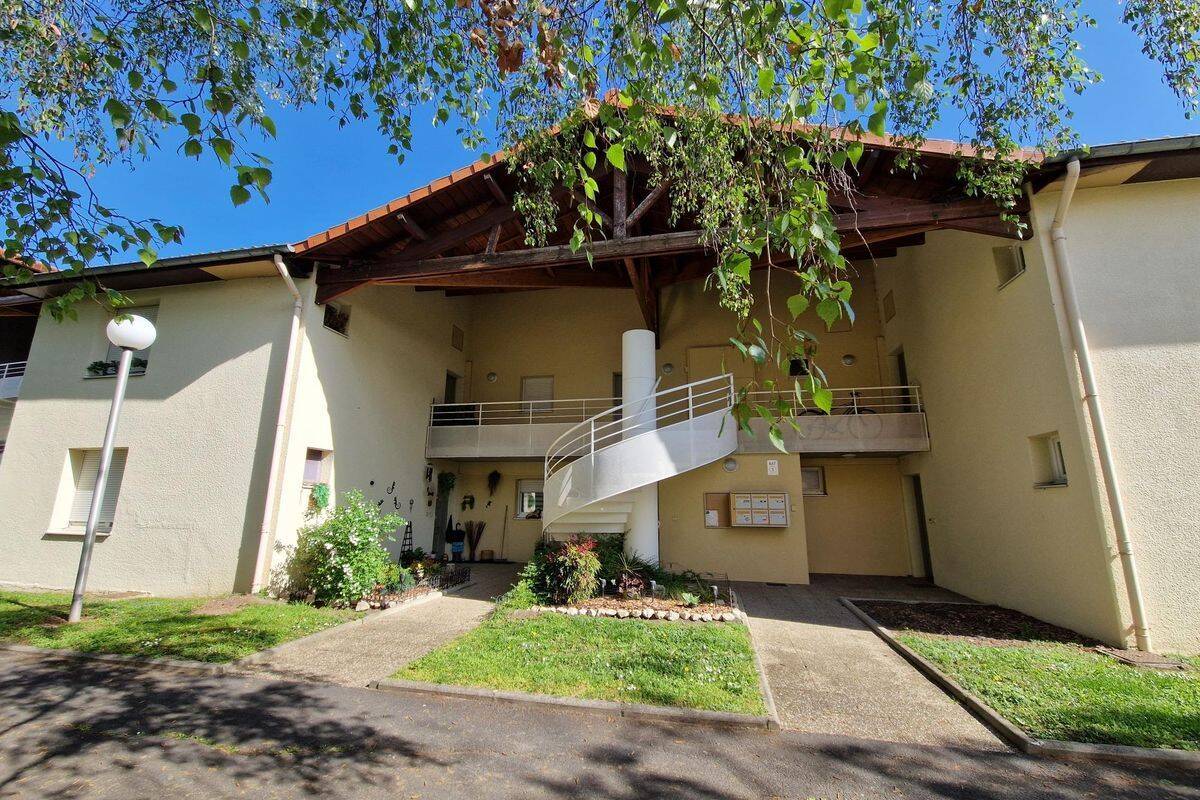 Appartement 3 pièces 66 m² · à Le Cendre · 66 m² · 142 000 €