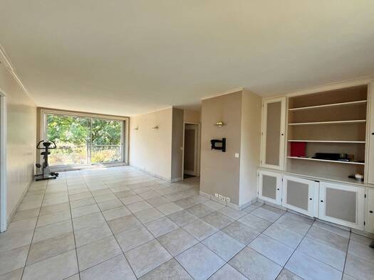 Appartement à vendre 243 300 € 5 pièces 3 chambres 80 m² Étage 2/4 Grandes Terres Marly-le-Roi 78160
