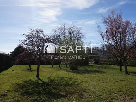 Terrain constructible à vendre 130 000 € 1 050 m² de terrain Montferrand-le-Château 25320