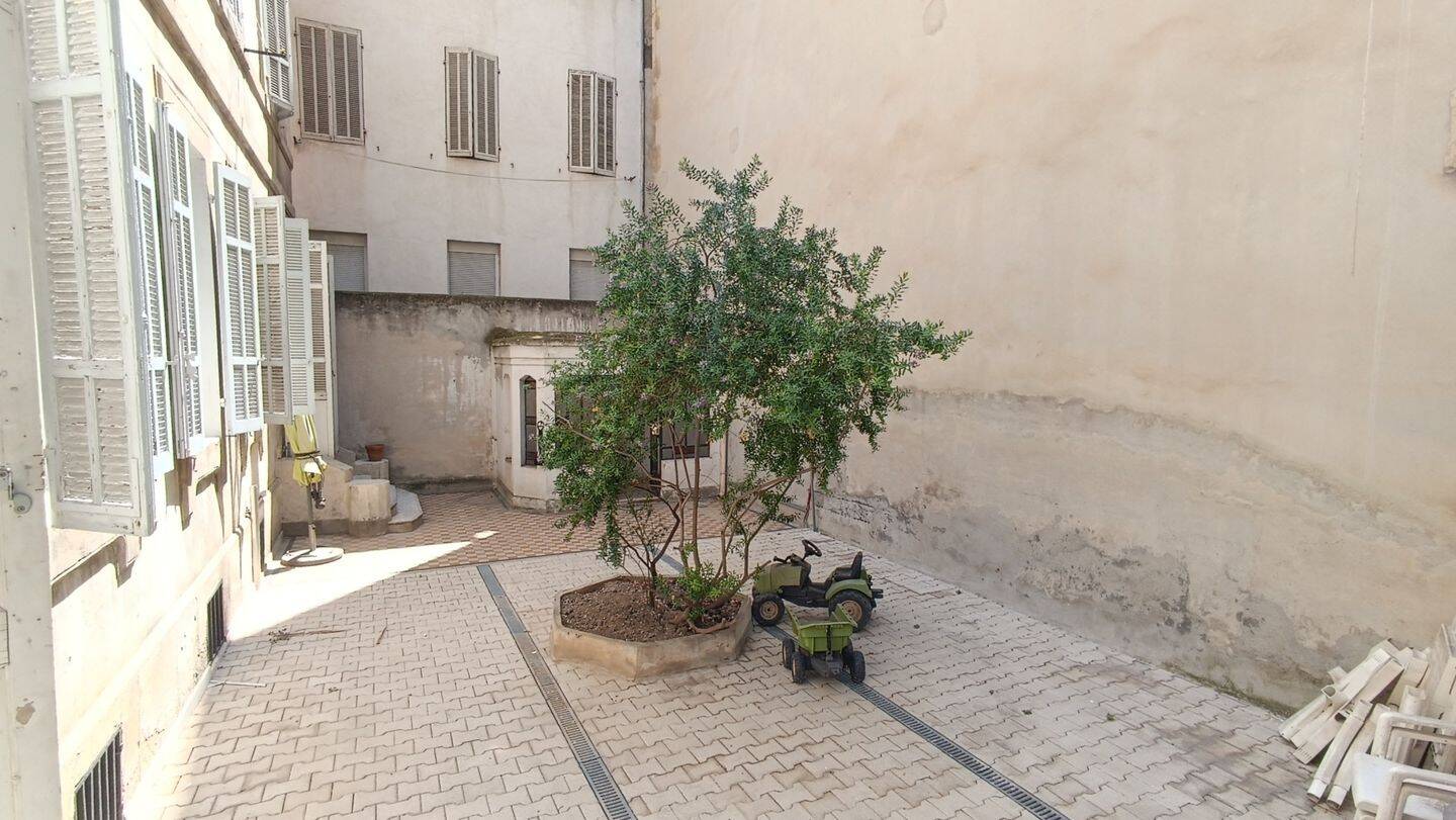 Appartement 3 pièces 82 m² · à Marseille 4ème Arrondissement · 82,1 m² · 1 245 €