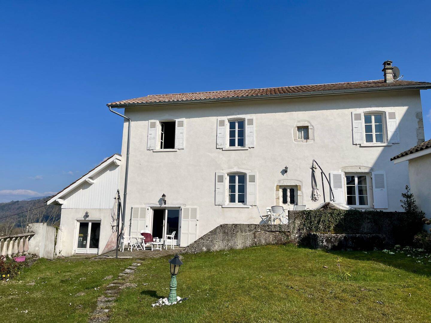 Maison 8 pièces 180 m² · à Merlas · 180 m² · 430 000 €