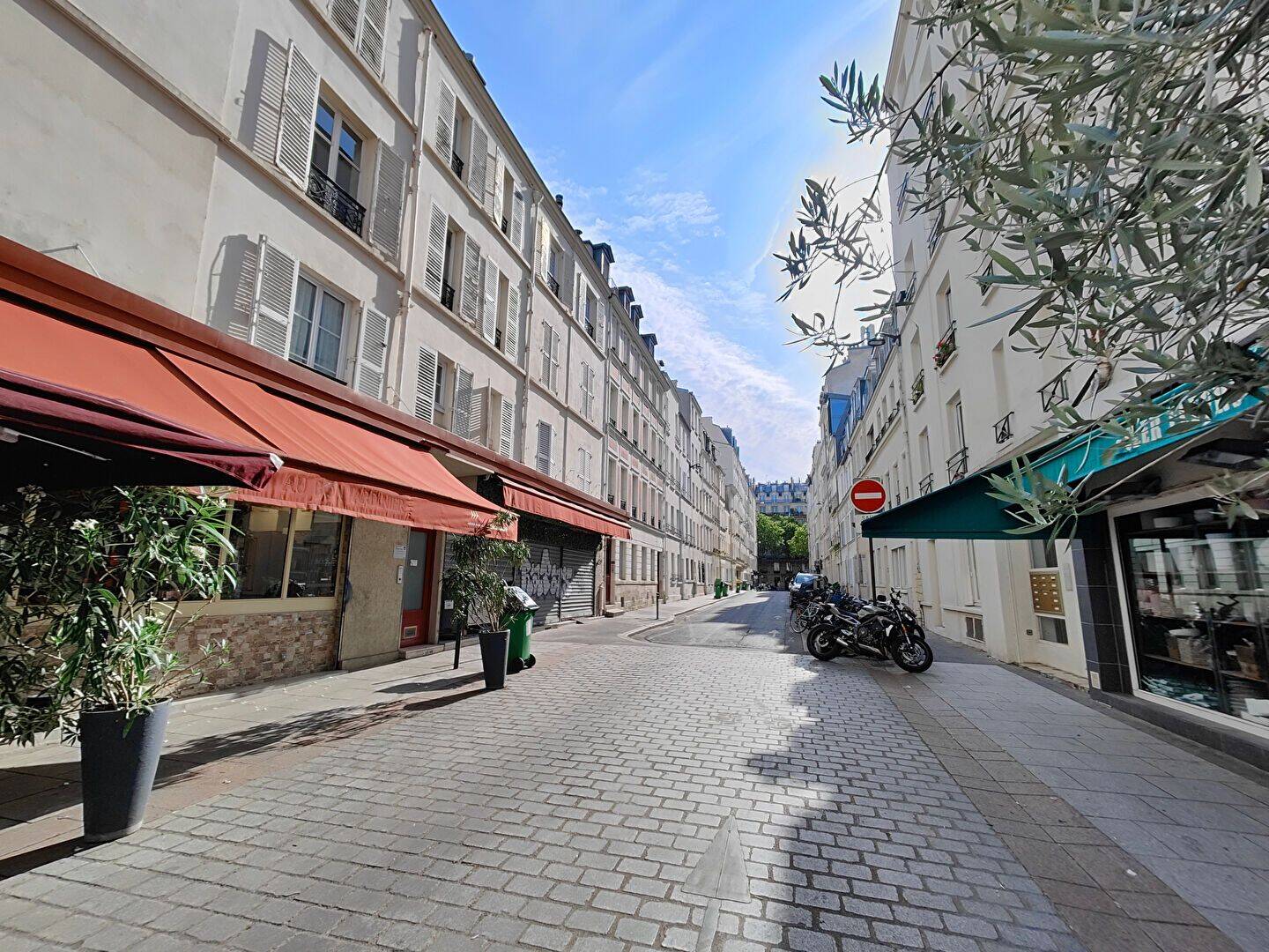 Appartement 1 pièce 13 m² · à Paris 7ème Arrondissement · 13 m² · 225 000 €