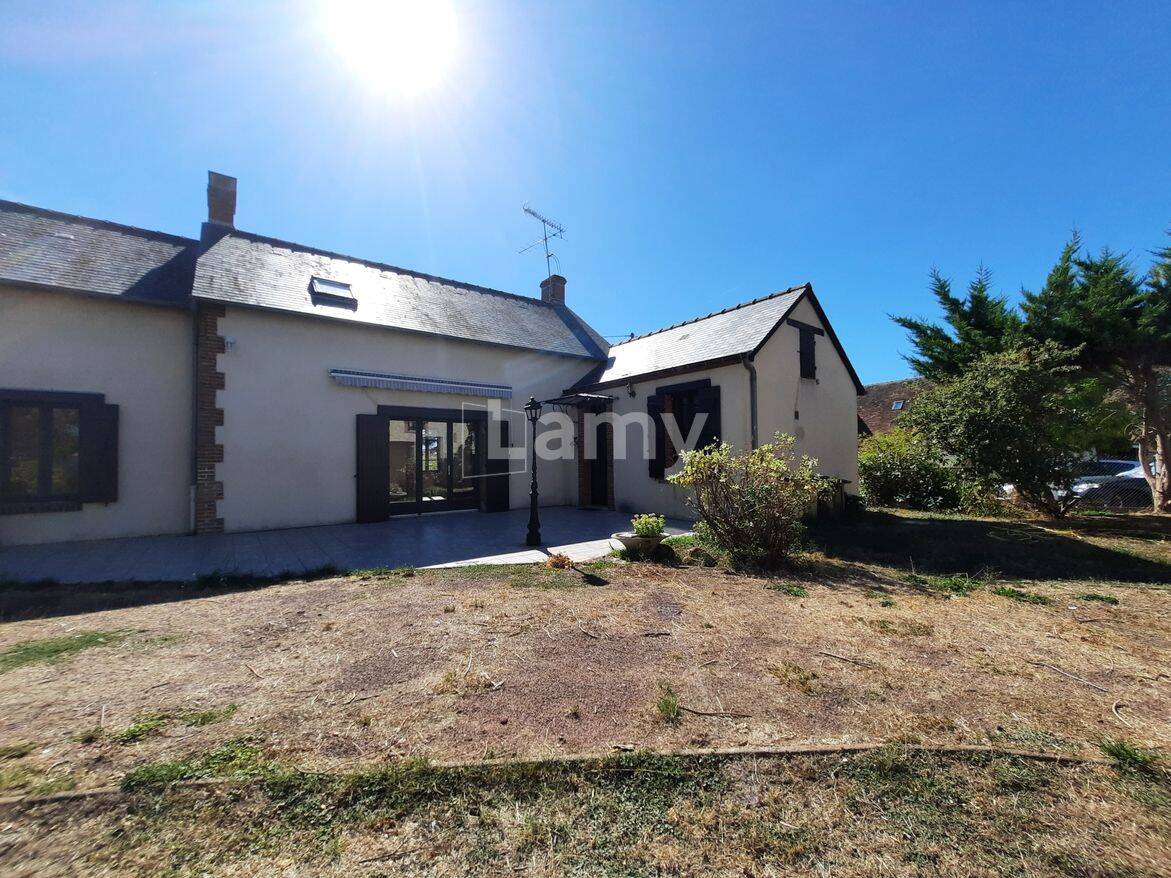 Maison 5 pièces 198 m² · à Chapelon · 197,9 m² · 950 €/mois