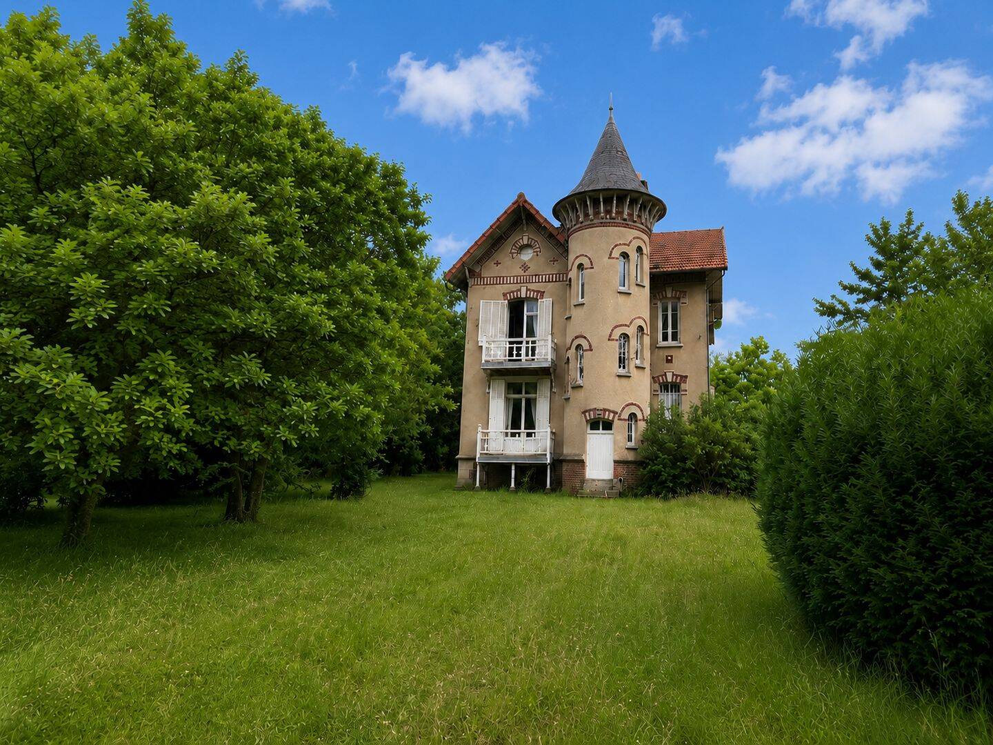 Maison 9 pièces 187 m² · à Ménesqueville · 187,4 m² · 320 000 €