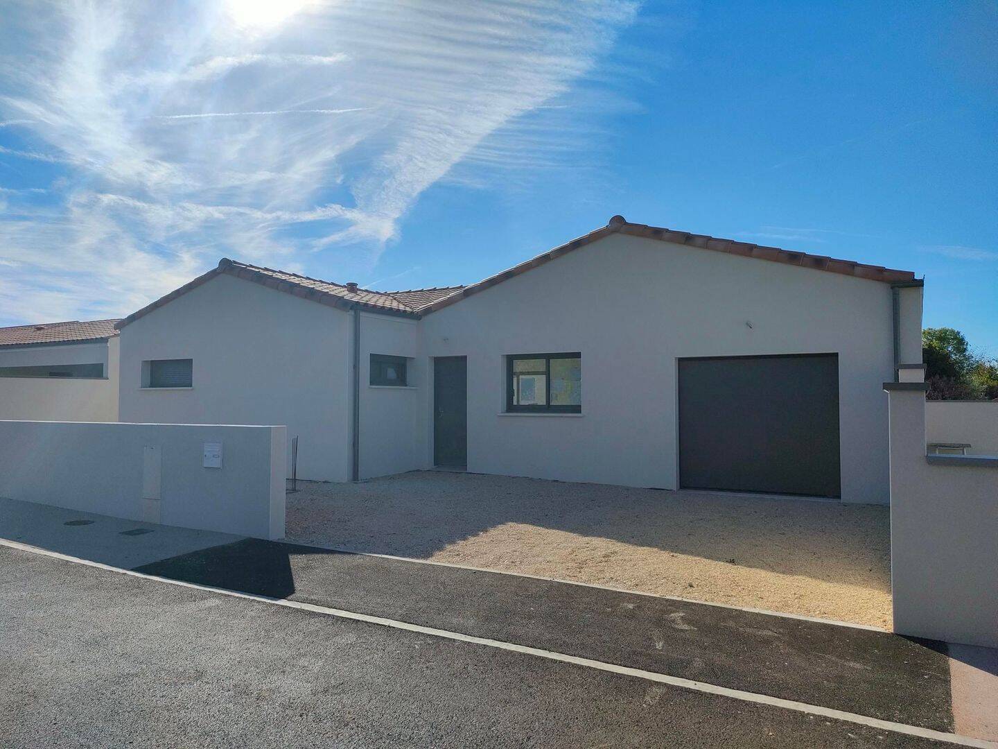 Maison 6 pièces 131 m² · à Échiré · 131 m² · 375 000 €