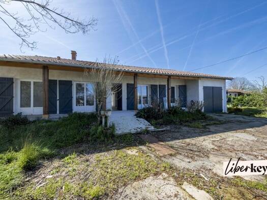 Maison à vendre 334 000 € 4 pièces 3 chambres 113 m² 1 553 m² de terrain Saint-Clar-de-Rivière 31600