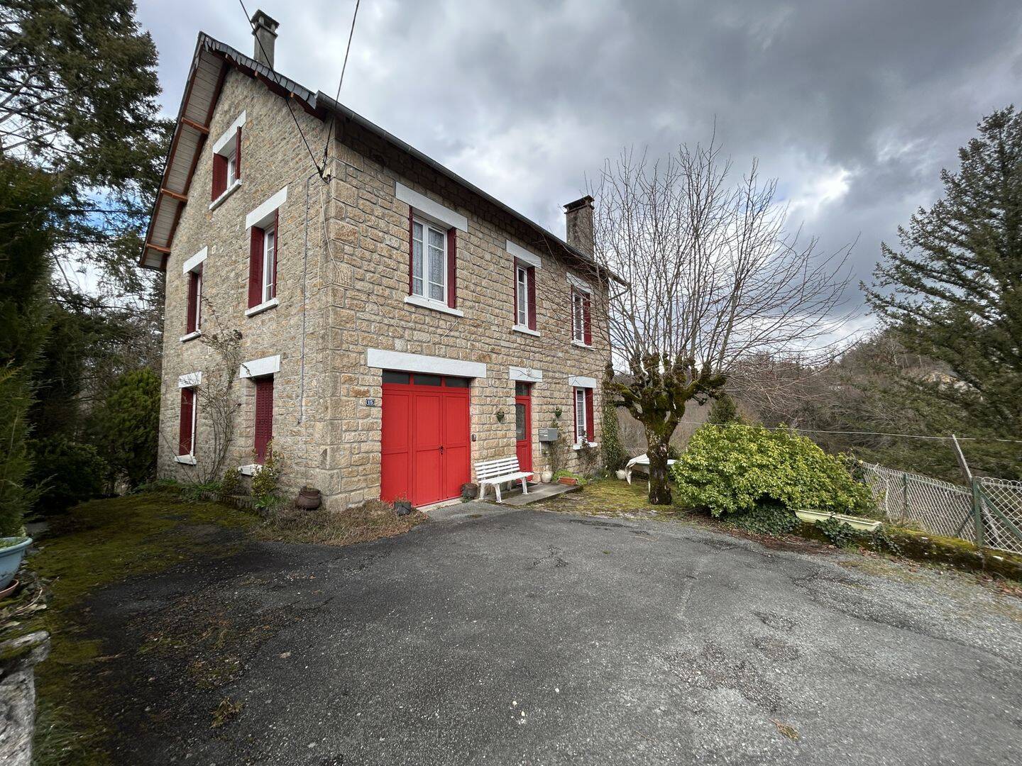 Maison 6 pièces 120 m² · à Correze · 120 m² · 129 600 €