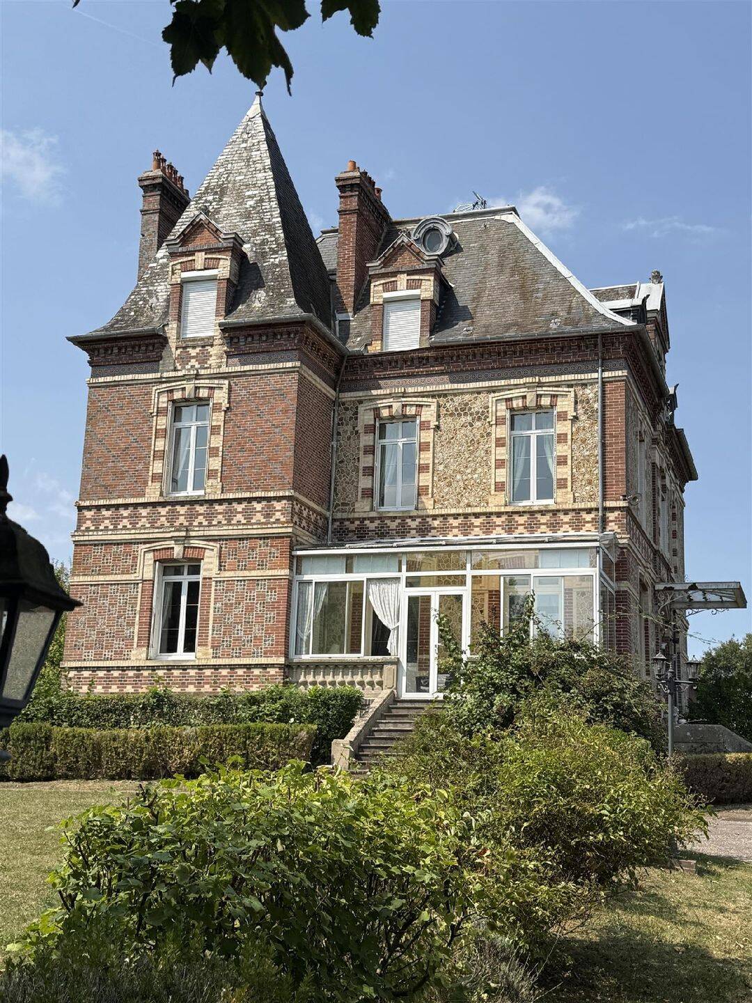 Maison 13 pièces 298 m² · à L'Aigle · 298 m² · 556 500 €