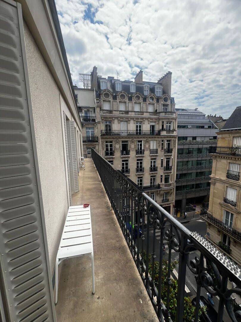 Appartement 3 pièces 68 m² · à Paris 16ème Arrondissement · 68 m² · 4 500 €/mois