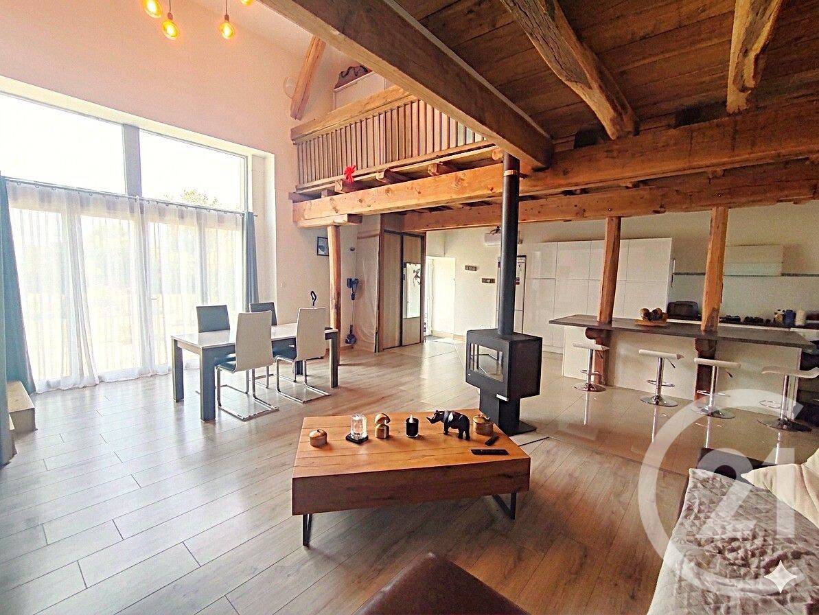 Maison 8 pièces 210 m² · à Donzy · 210 m² · 223 000 €