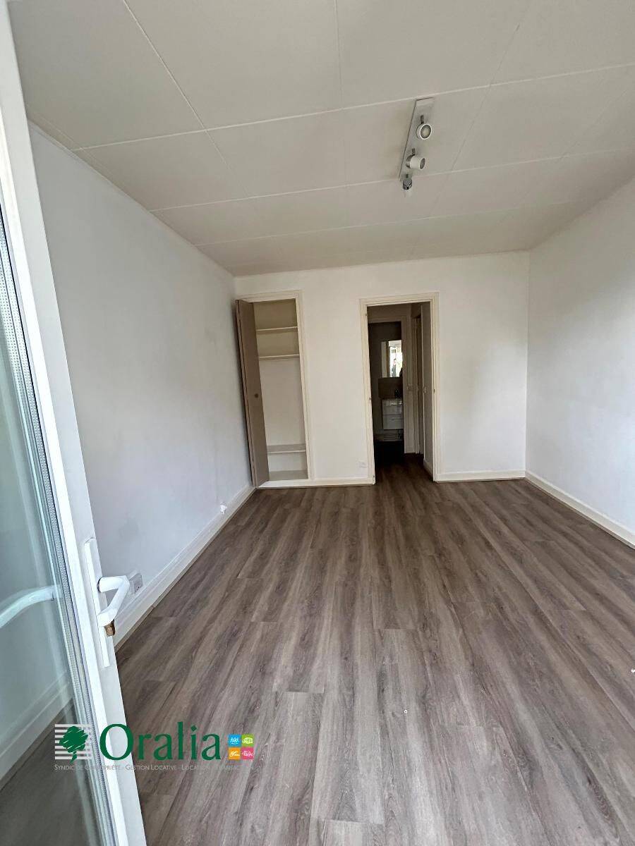 Appartement 1 pièce 18 m² · à Rillieux-la-Pape · 18,2 m² · 425 €
