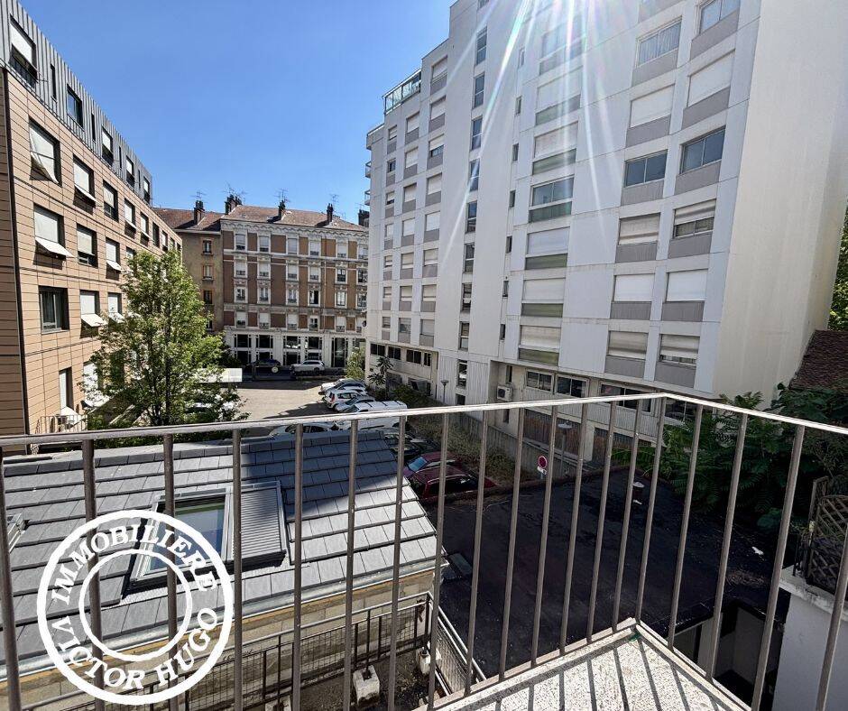 Appartement 4 pièces 63 m² · à Grenoble · 63 m² · 160 000 €