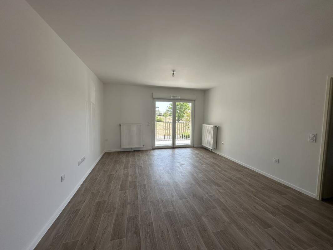 Appartement 3 pièces 63 m² · à Chartres · 63 m² · 860 €