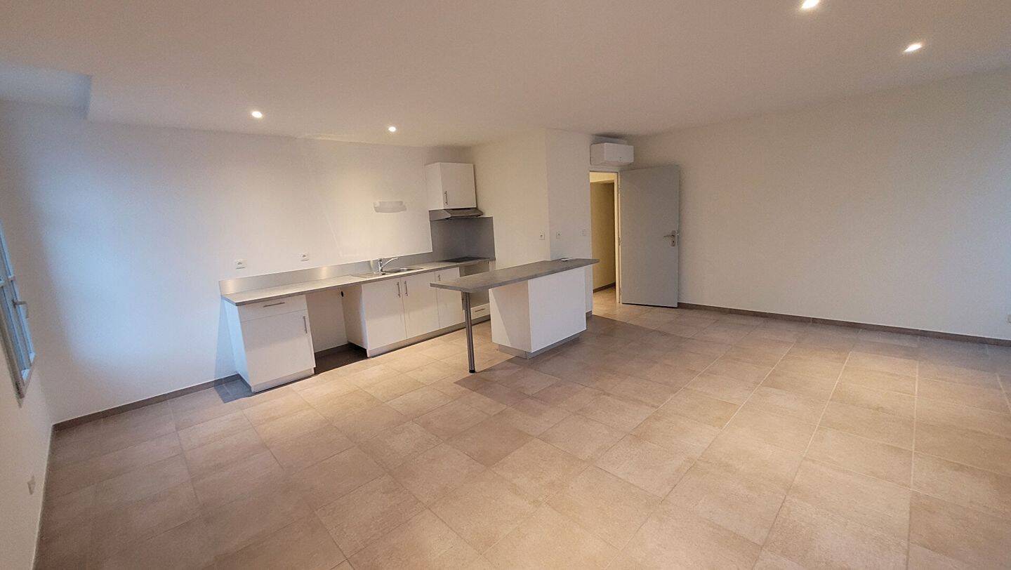 Appartement 3 pièces 76 m² · à Entraigues-sur-la-Sorgue · 76,2 m² · 753 €/mois