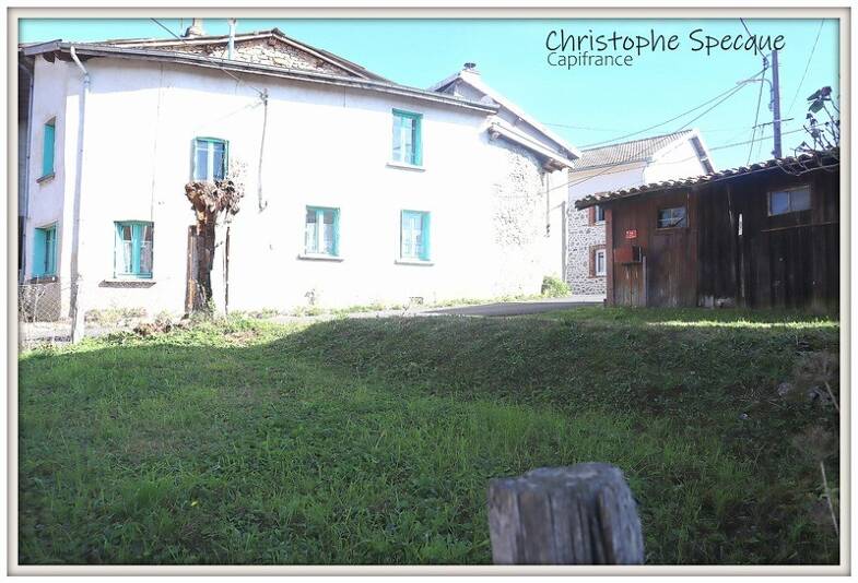 Maison à vendre 43 000 € 3 pièces 2 chambres 66 m² 172 m² de terrain Chabreloche 63250