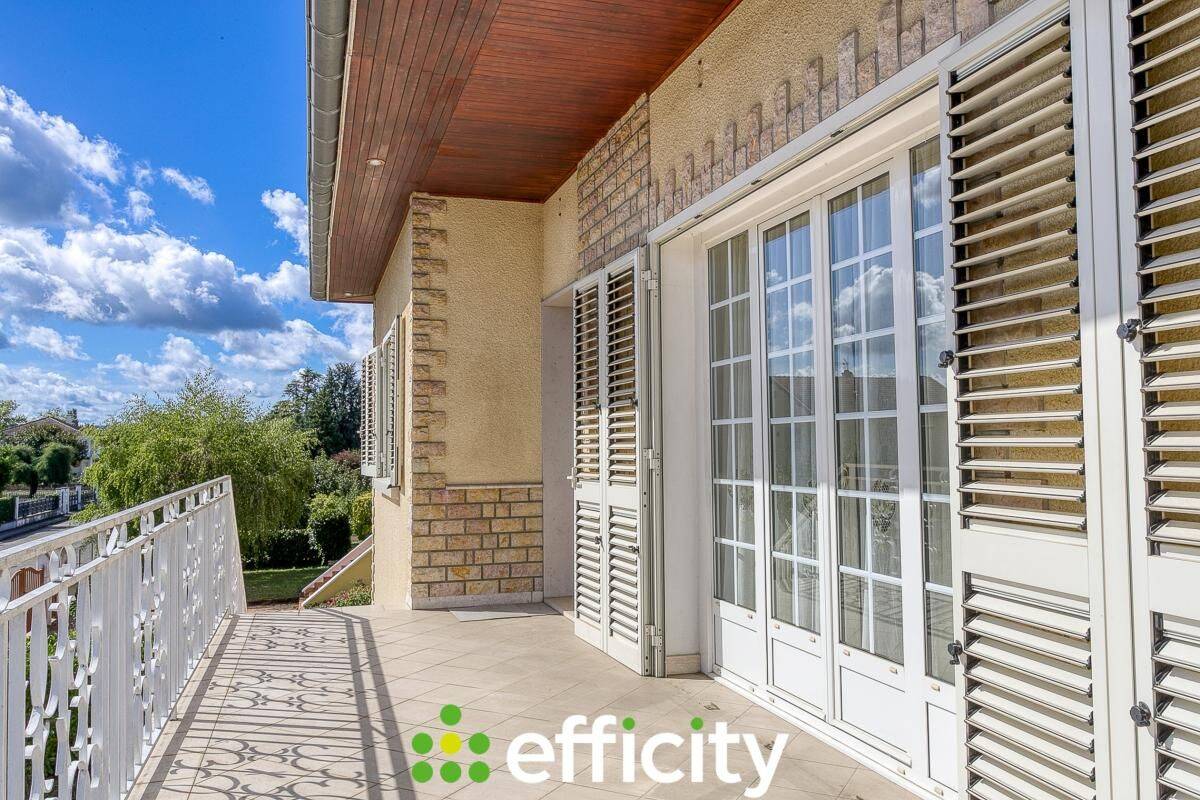 Maison 7 pièces 180 m² · à Corbas · 180 m² · 480 000 €