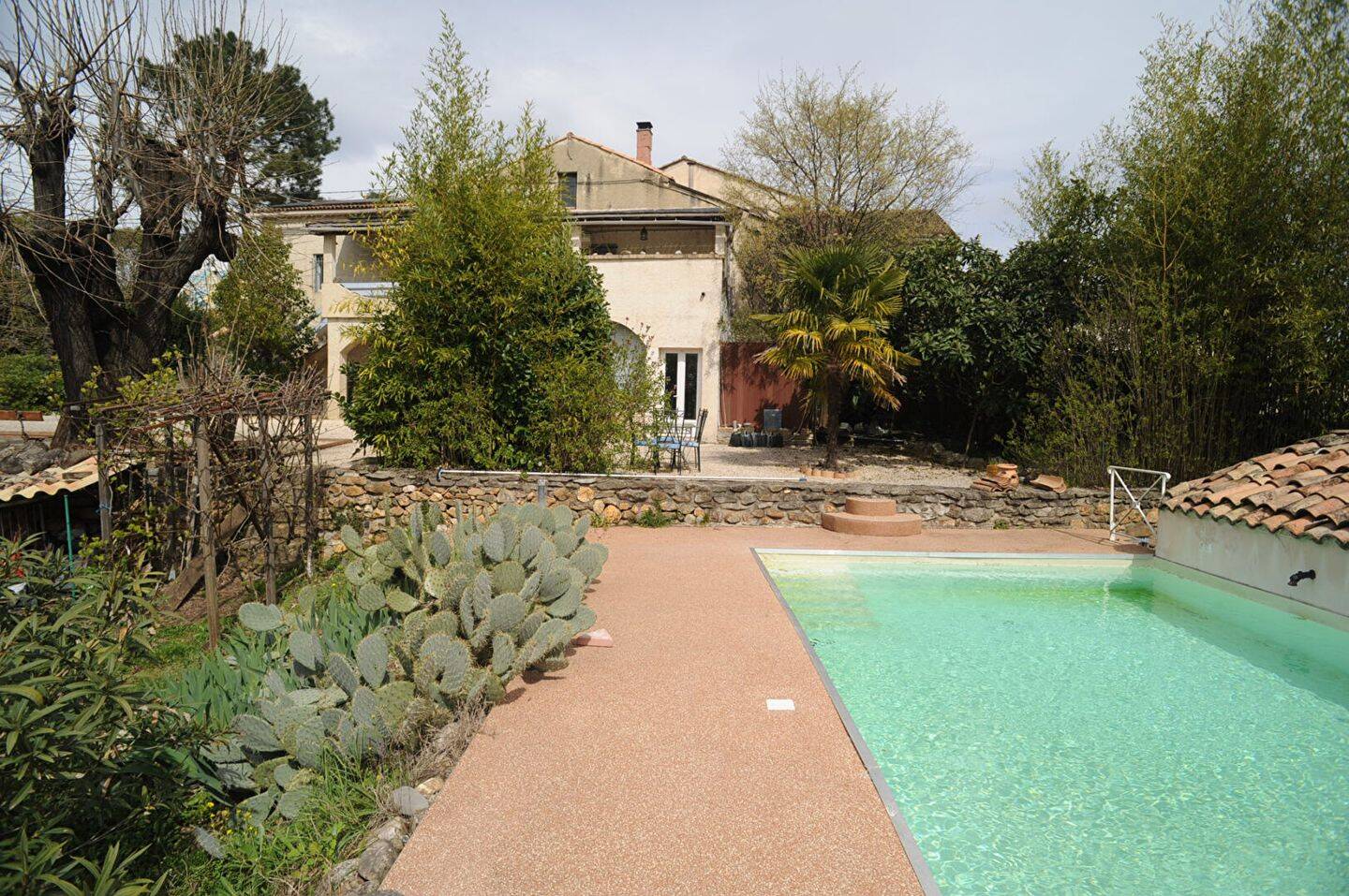 Maison 6 pièces 141 m² · à Saint-Florent-sur-Auzonnet · 141 m² · 275 000 €