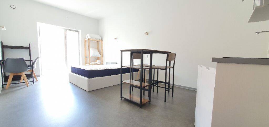 Appartement 1 pièce 26 m² · à Rignac · 26 m² · 325 €