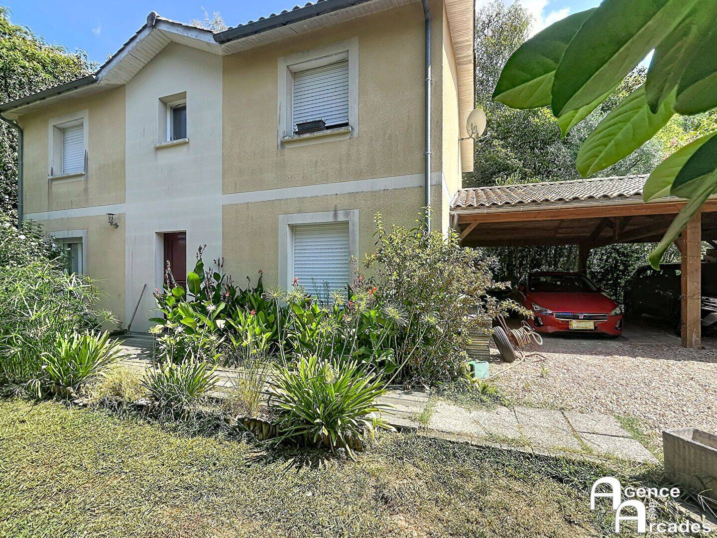 Maison 7 pièces 143 m² · à Beychac-Et-Caillau · 143 m² · 367 500 €
